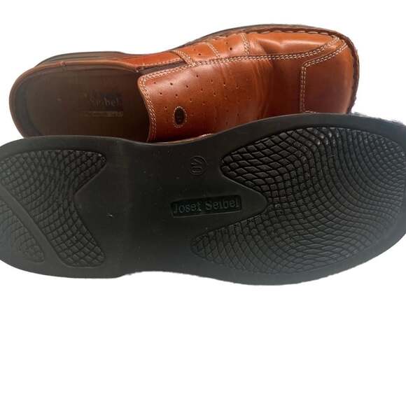 Josef Seibel brown leather mules size 
US 7.5 / EU 40 - Picture 8 of 10